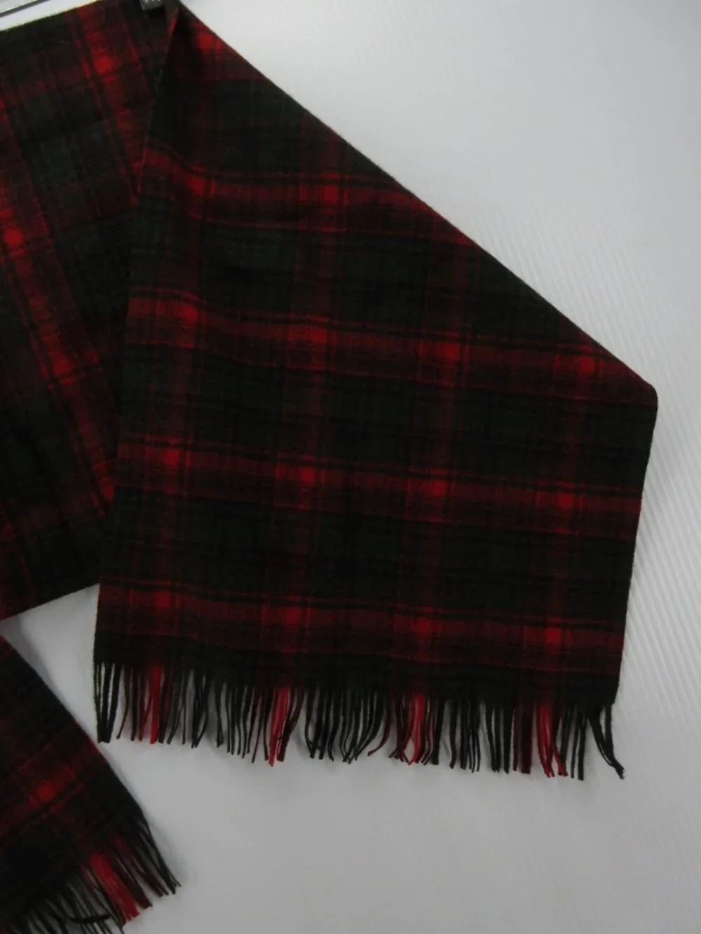 VINTAGE Pendleton Scarf Virgin Wool Tartan Plaid Fringe Classic Unisex